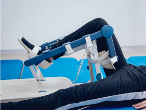 The Benefits of Using a Spinal Decompression Table in Your Practice