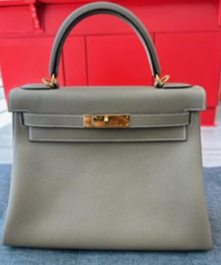 The Power of Hermès: Choosing the Perfect Kelly Etoupe Togo for Corporate Events