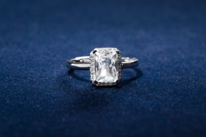 How to Choose the Perfect Engagement Ring