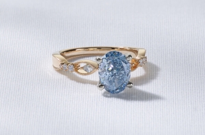 4 Reasons to Choose an Alternative Gemstone for Your Engagement Ring