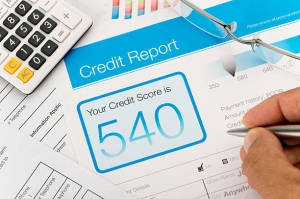 How to Wisely Utilize a Credit Card Despite a Low Credit Score?