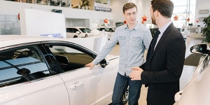 Inside Scoop: What Auto Dealership Recruiters Look for in Candidates