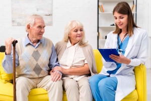 5 QUESTIONS TO ASK WHEN CONSIDERING A NURSING HOME