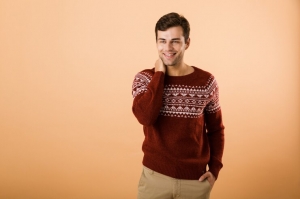 The Ultimate Guide to Cashmere Sweaters for Men: Luxurious Comfort and Timeless Style