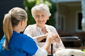 Benefits of Home Health Care for Dubai Residents