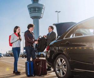 The Benefits of Door-to-Door Car Service for Business Travel from Boston to NYC 