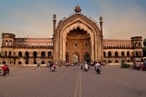 Exploring the Journey from Delhi to Lucknow by Cab or Taxi