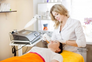 How to Choose the Best Laser Training for Estheticians