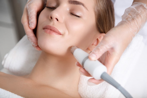 Laser Treatment for Facial Scars: Restoring Skin Smoothness and Confidence