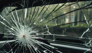 Windshield Replacement: What to Expect and How to Choose a Service in Burbank, CA?