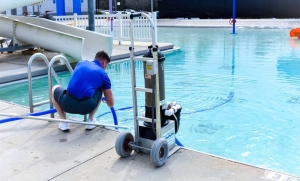 How to Maintain a Pool with Damaged Equipment