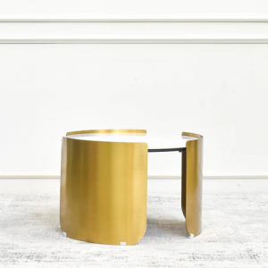 Elegance and Functionality: Discover the Perfect Coffee Table by Finn Avenue