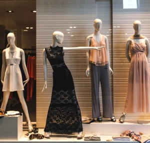 Visual Merchandising and Retail Display Installation