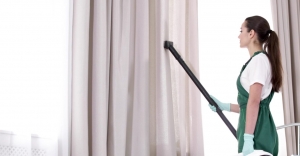 Quick and Easy Curtain Cleaning Tricks: A Comprehensive Guide