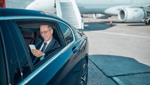 Time to Travel Smart The Ultimate Benefits of Pre-Booking Your Airport Transfer