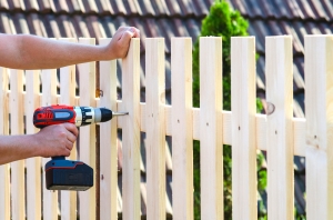 Try to keep Your Kissimmee Haven Secure and Stylish with Blue Line Fencing	