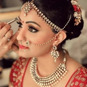 Bridal Makeup Service At Home: Beauty with Comfort