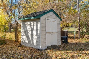 Choosing the Perfect Storage Shed: A Comprehensive Buyer’s Guide.