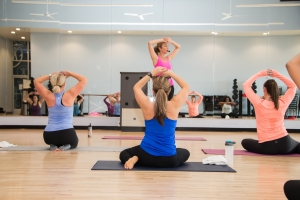 5 Types of Studio Fitness Classes That Go Easy on the Knees 