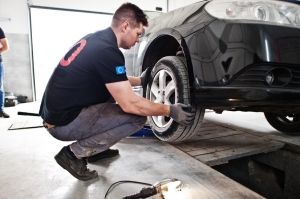 Optimize Your Vehicle's Handling with Expert Wheel Alignment in Elizabeth, NJ