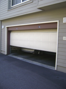 5 Common Garage Door Issues and How to Fix Them