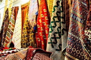 Scarves Market Key Companies Profile, Supply, Demand and SWOT Analysis 