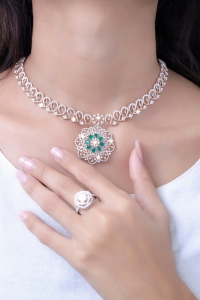 Artificial Diamond Jewelry: A Budget-Friendly Option for Fashionistas