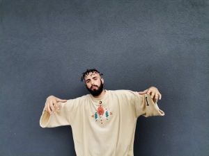 Photo by armağan başaran : https://www.pexels.com/photo/man-wearing-an-oversized-shirt-9726634/