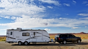 The Benefits of Leasing an End Dump Trailer from a Trusted Dealer