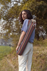Hemp Yoga Bags in the UK: A Sustainable Choice for Your Yoga Practice