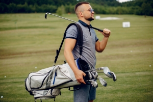 The Ultimate Guide to Choosing the Perfect Leather Golf Bag