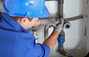 How a Plumber in Wakefield, MA Quickly Resolves Your Plumbing Problems