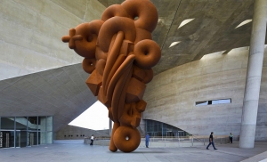 The Role of Custom Sculpture Makers in Shaping Modern Public Art