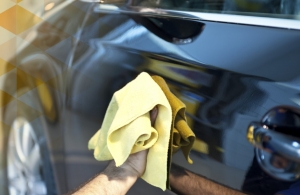 Does Mobile Valeting in London Include Engine Cleaning?