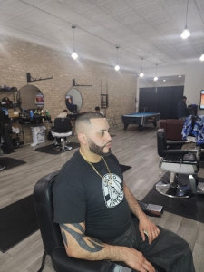 Essential Cutz: Chicago’s Premier Hair Salon for Unmatched Style and Service