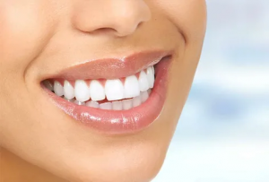Zoom Teeth Whitening: The Best Option for Dubai Residents