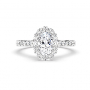 How to Choose the Right Claws for Your Lab Grown Diamond Engagement Ring