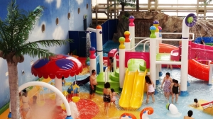 Choosing The Right Indoor Water Park Equipment Suppliers – A Guide