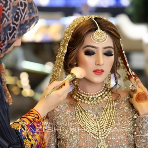 Glam Up for Your Big Day with Marina Salon at Home’s Bridal & Party Makeup Services