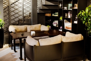 Maximizing Space with a Bar Counter Table for Home: Ideal Solutions for Dubai Apartments