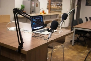 How to Choose the Perfect Podcast Recording Studio in Dubai?