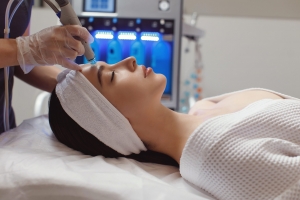 Understanding Hydrafacial Treatment: An Introduction to Its Benefits and Process