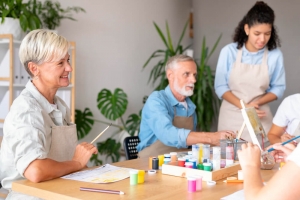 50+ Memory Care Activities That Keep Seniors Active and Engaged