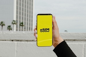 The Best eSIM: Your Ultimate Guide to Choosing the Right eSIM Provider