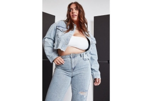 From Side Hustle to Success Story: 5 Posts to Grow Your Fashion Page