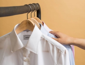 How to Choose the Perfect Outfit for Your Headshot Session