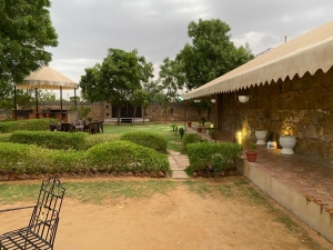 The Rustic Villa: The luxury Villa in Jaipur for Parties and Family Party Villa in Jaipur 