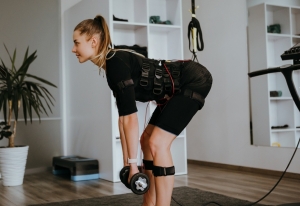 Sculpt Your Body, Transform Your Posture: The Power of EMS in Dubai