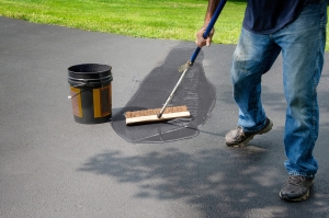 Top Tips for Removing Epoxy from Concrete with a Power Washer