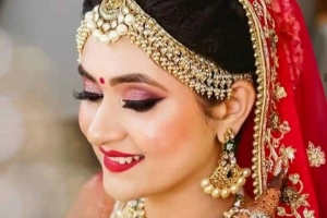 How to Choose the Best Makeup Artist in Delhi for Your Special Day